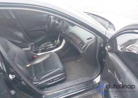 2017 Honda Accord Touring V6 from USA, damaged, VIN 1HGCR3F99HA029708